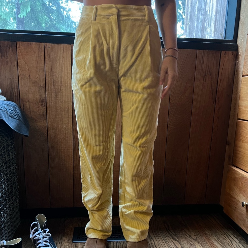 Yellow Wilfred free corduroy pants